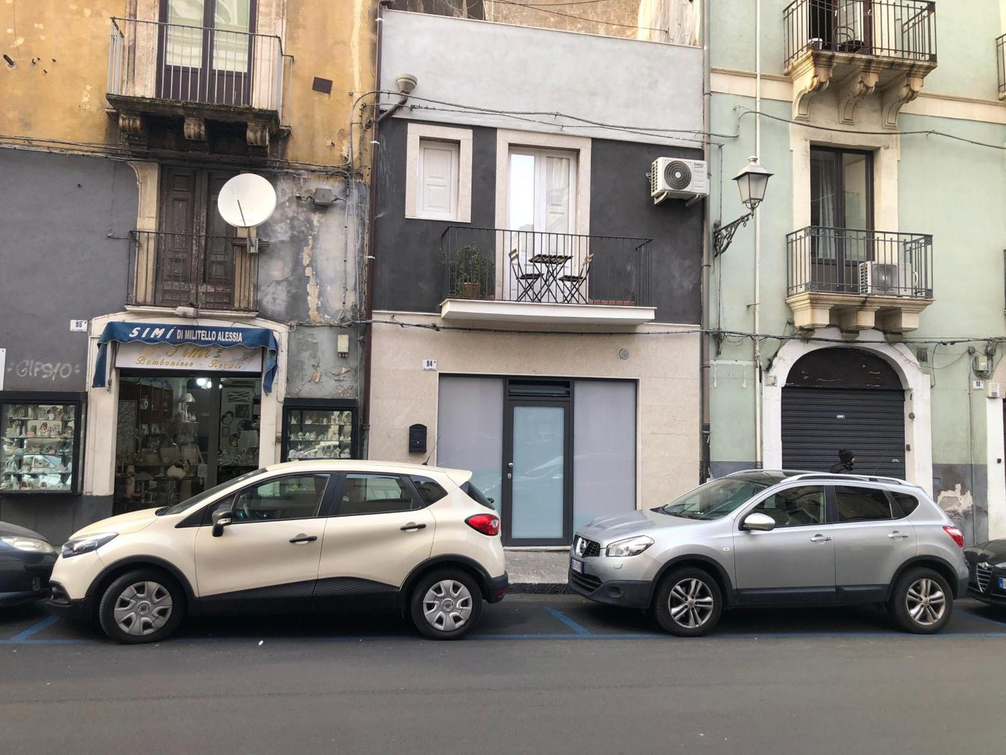 Willa Garibaldi 94- Intera Casa A 2 Passi Dal Duomo Katania Zewnętrze zdjęcie